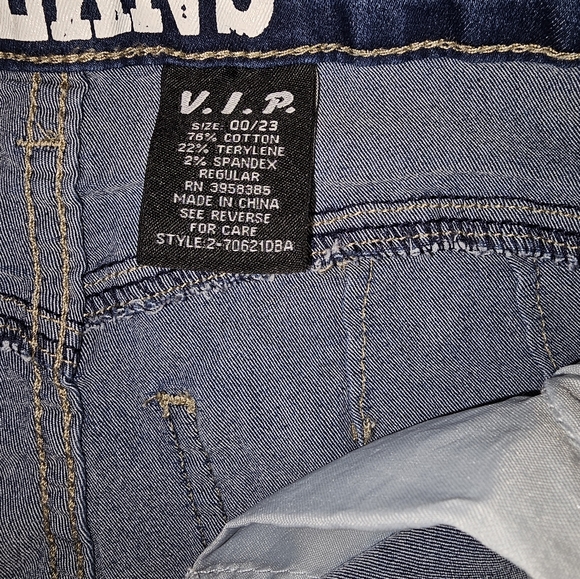 Jeans - Picture 3 of 5
